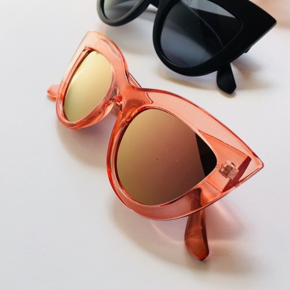 Celebrity Boutique Accessories - SALE❤️Pink Mirror Cat Eye Sunglasses